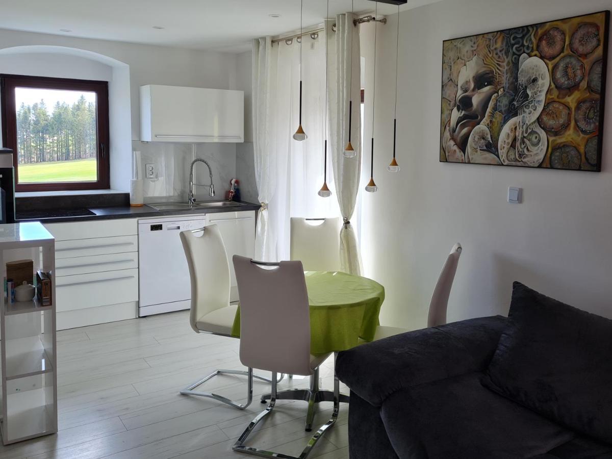 Ferien- Und Businesswohnung Relax Im Ersten Stock Sonnen Zewnętrze zdjęcie