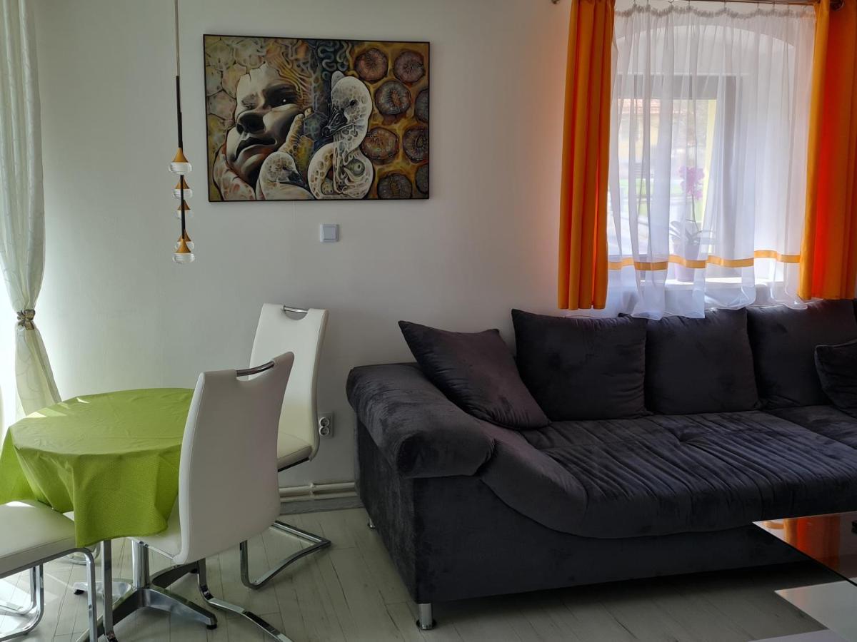 Ferien- Und Businesswohnung Relax Im Ersten Stock Sonnen Zewnętrze zdjęcie